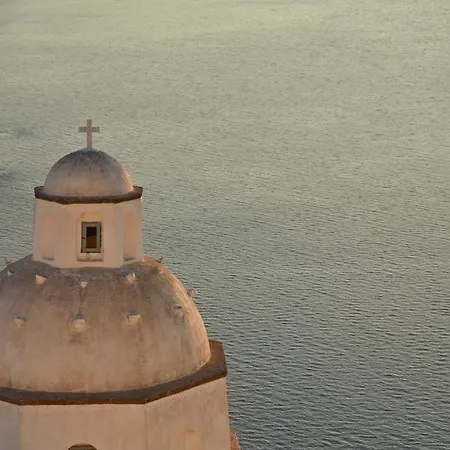 Nonis * Fira (Santorini)