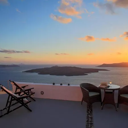 Nonis Fira (Santorini)