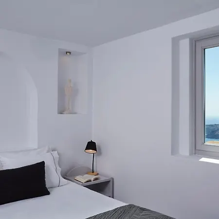Nonis * Fira (Santorini)