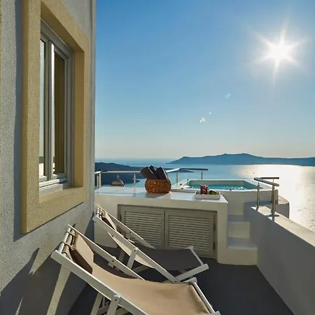 Nonis Fira (Santorini)