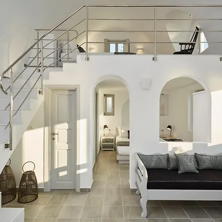 Apartment Nonis Fira (Santorini)
